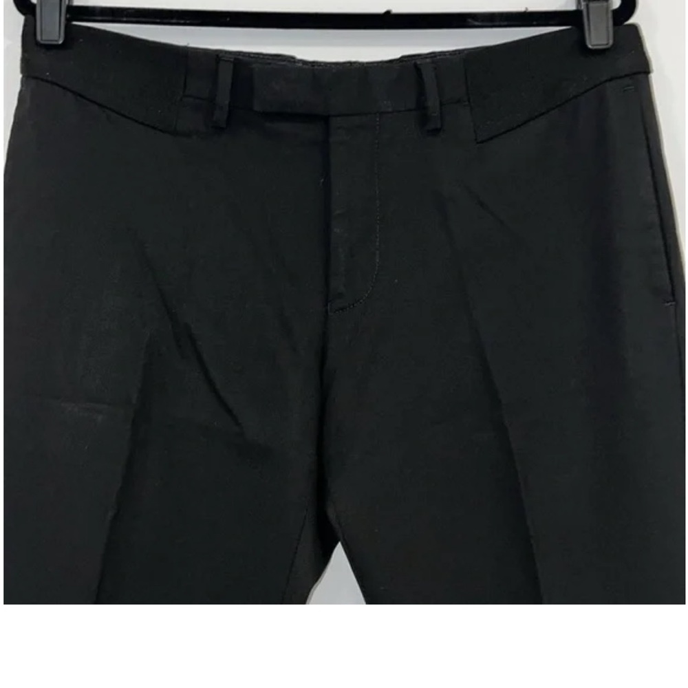 Men’s dress pants (Euro 44)